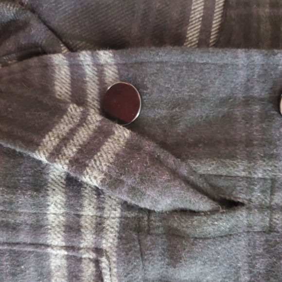 Novelti wool blend wrap/cape/shall - Picture 7 of 8